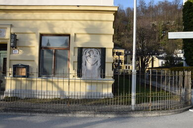 Das lange Leben der Nazi-Relikte - Die Stadt Salzburg und ihr Umgang mit der NS-Vergangenheit im öffentlichen Raum. / 